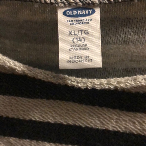 Striped dress with pockets - Picture 3 of 3